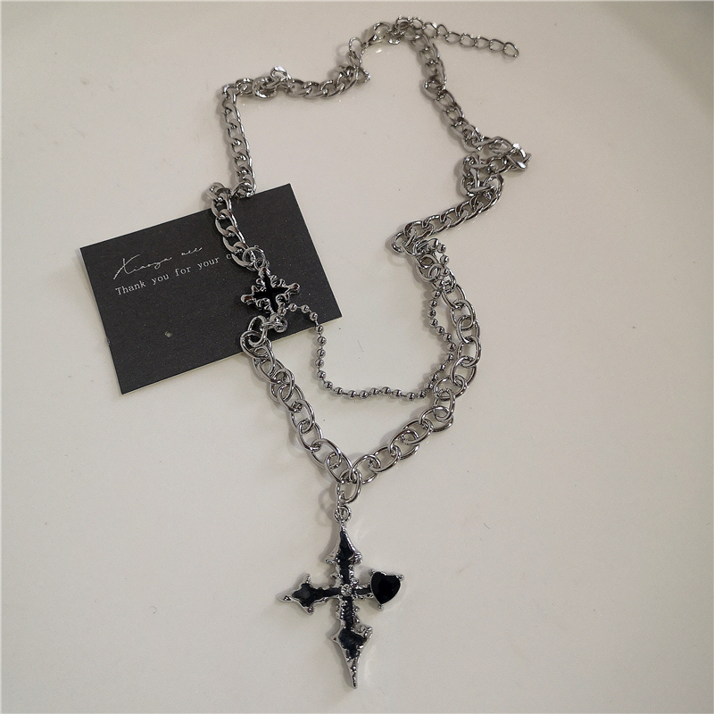 Women'S Accessories In The 90S - Punk Rock Black Heart Cross Pendant