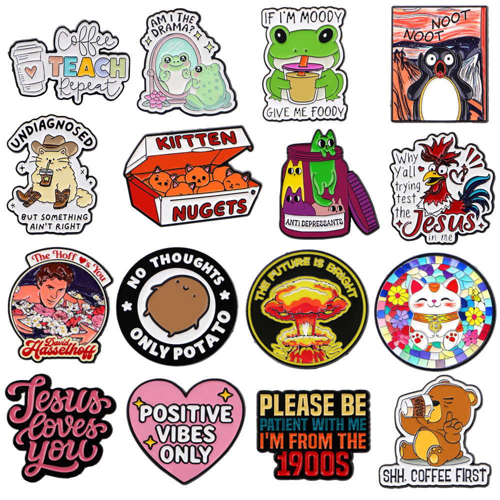 Cartoon Quotes Briefcase Badge - Women Accessories Quotes reseña y precio