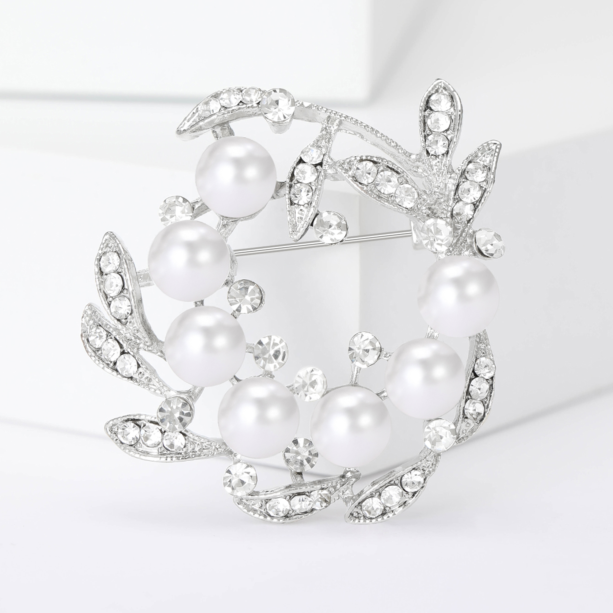 Pearl Flower Brooches For Wome - Women Accessories Bouquet reseña y precio